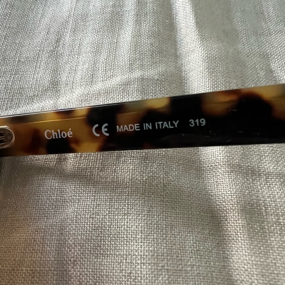 Chloe Tortoise Shell Sunglasses - Picture 4 of 6